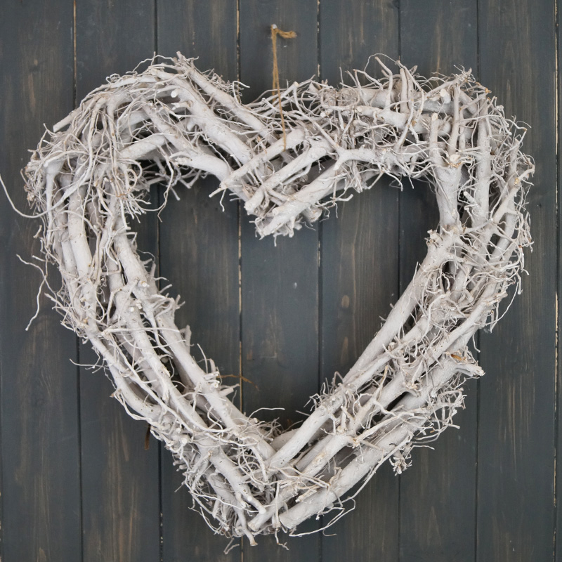 Whitewashed Hanging Heart made from Cotton Root detail page